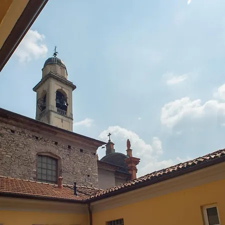La Corte Di Zizi Dom wakacyjny Cernobbio